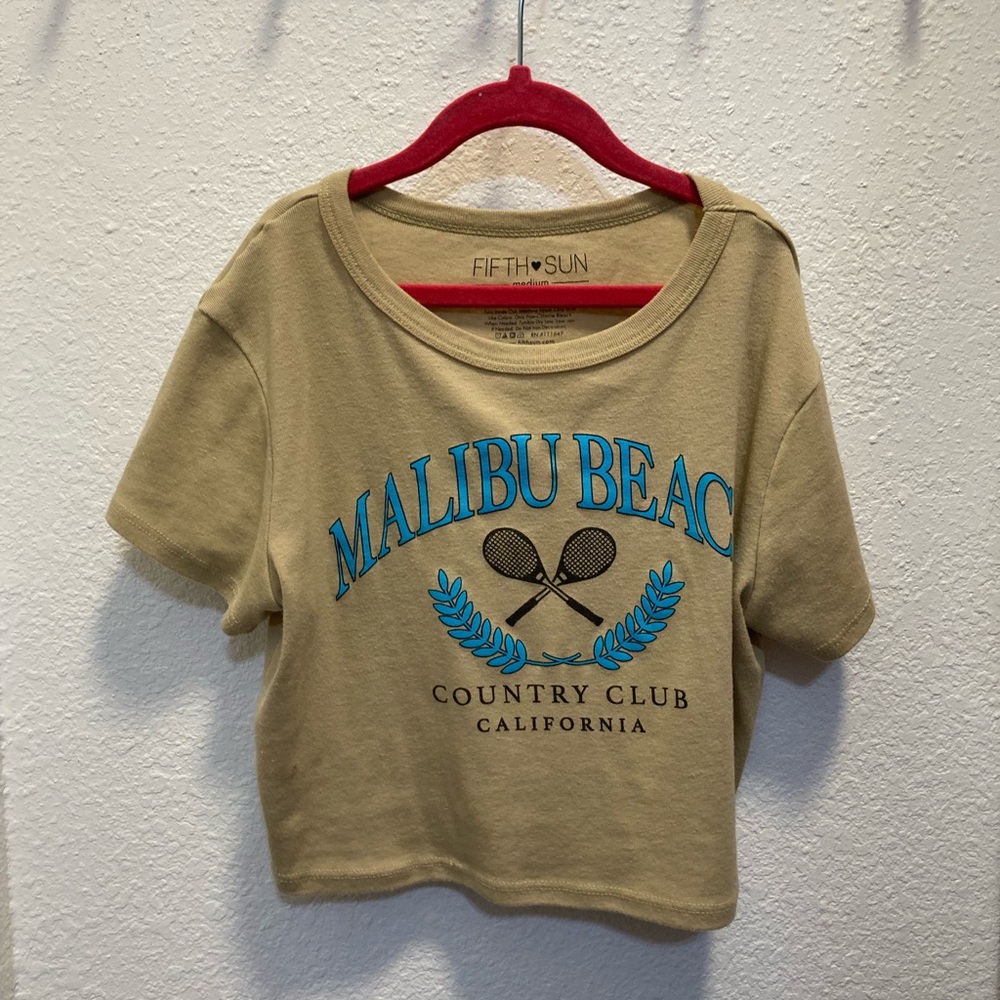 Malibu beach crop graphic tee